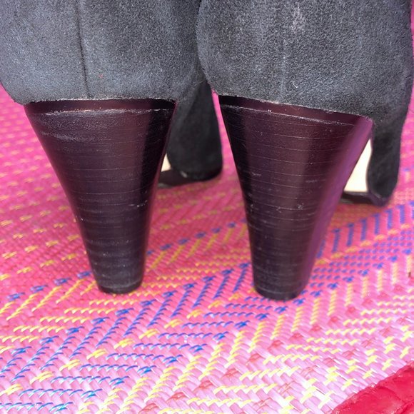 Karl Lagerfeld Suede Booties Size 7.5 - Picture 16 of 16